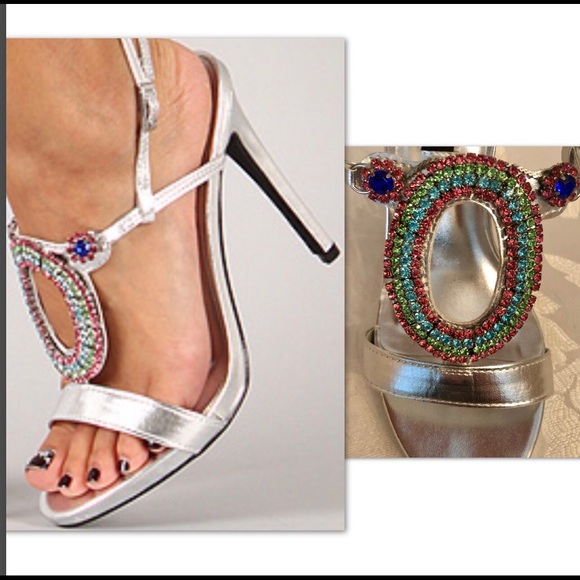 KARMA LOOP MULTI RHINESTONE SILVER METALLIC HEEL - Picture 2 of 7
